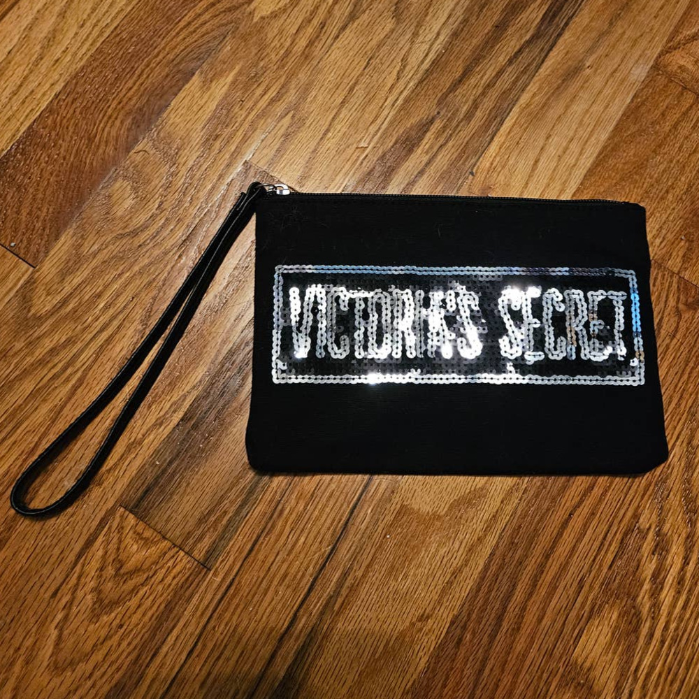 NWOT! Victoria's Secret Black Wristlet / Cosmetics Bag w/ Silver Sequin Logo